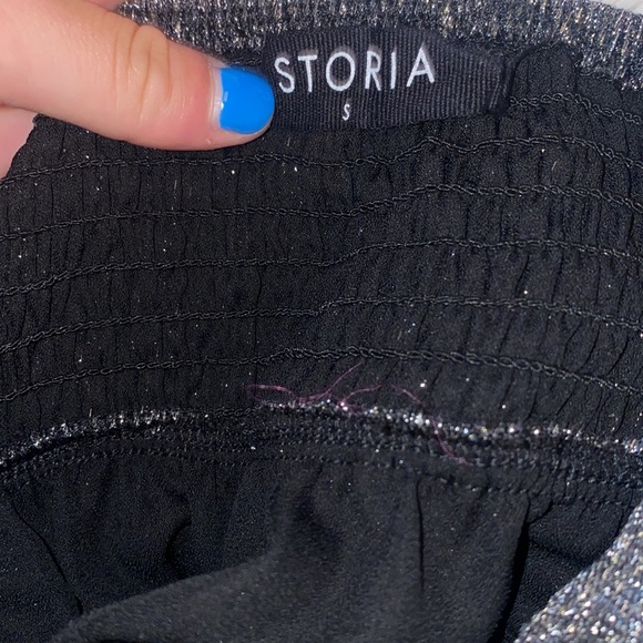 Storia black and silver tiered-pleated ruffle mini skirt - Picture 4 of 4